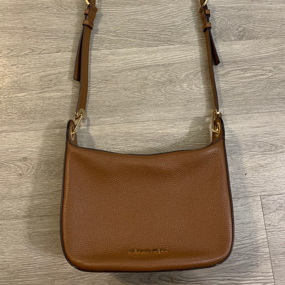 SOLD - Michael Kors Crossbody